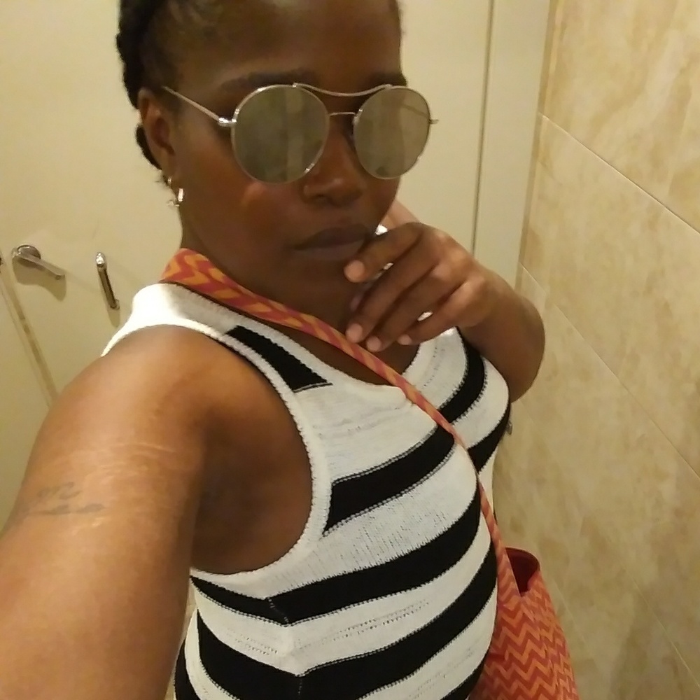 Meet your Posher, Sam